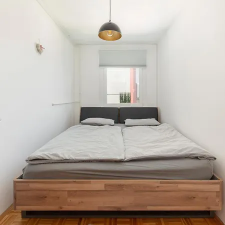 Cosy And Bright Любляна