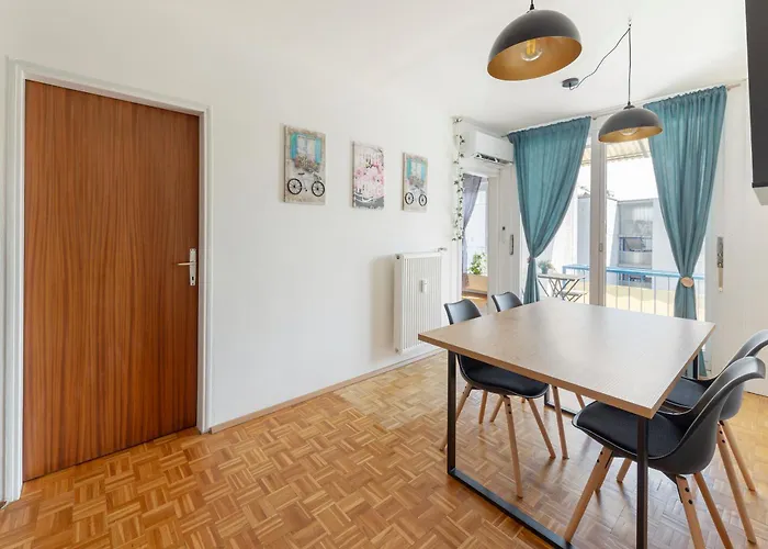 Cosy And Bright * Ljubljana